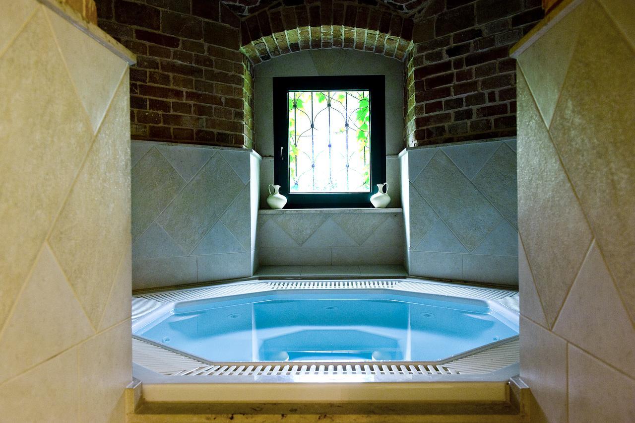 Palac Brzezno Spa & Golf Oborniki Slaskie Ngoại thất bức ảnh