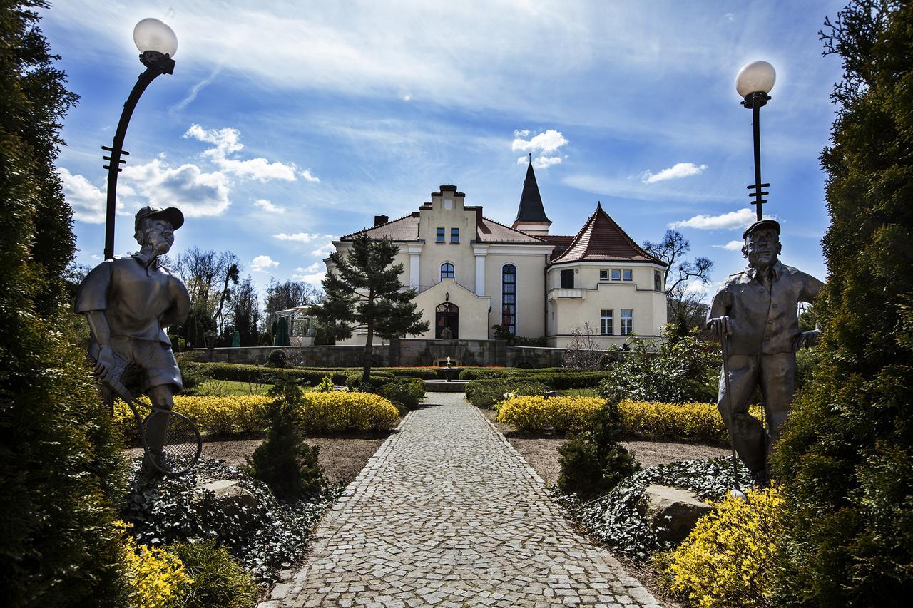 Palac Brzezno Spa & Golf Oborniki Slaskie Ngoại thất bức ảnh
